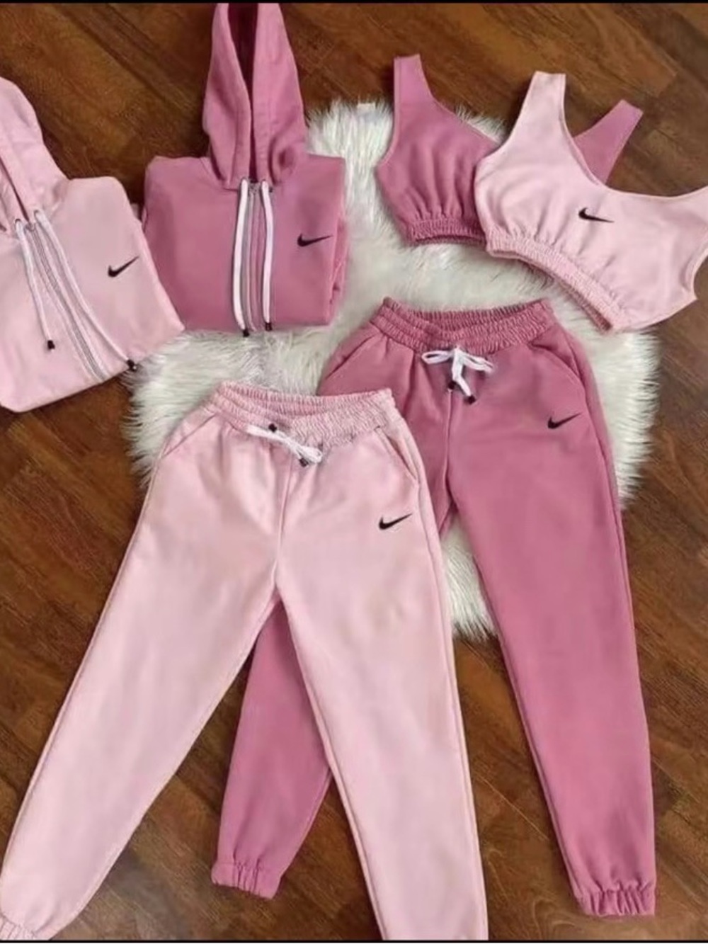 Nike Women’s Pink Jogger Sweatpants - Light or Dusty Rose